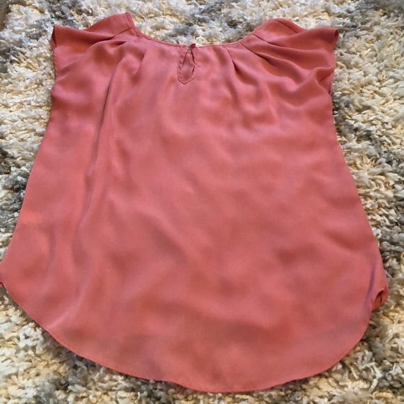 LC Lauren Conrad | Pink Keyhole Smocked Top NWOT - Picture 6 of 9